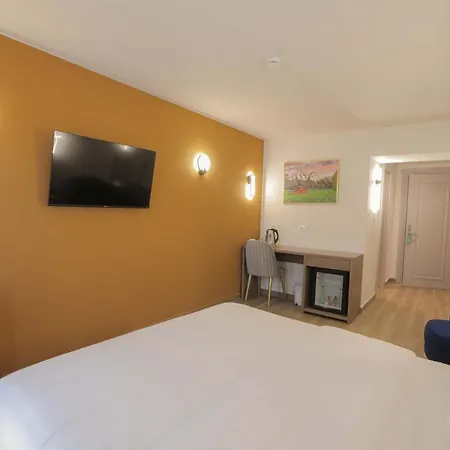 Отель Olia Тирана