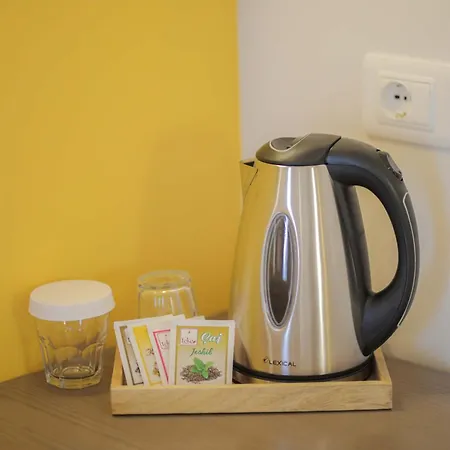 Olia Отель Тирана