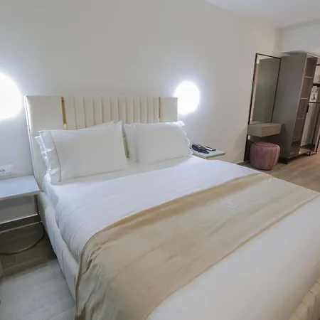 Hotel Olia Tirana